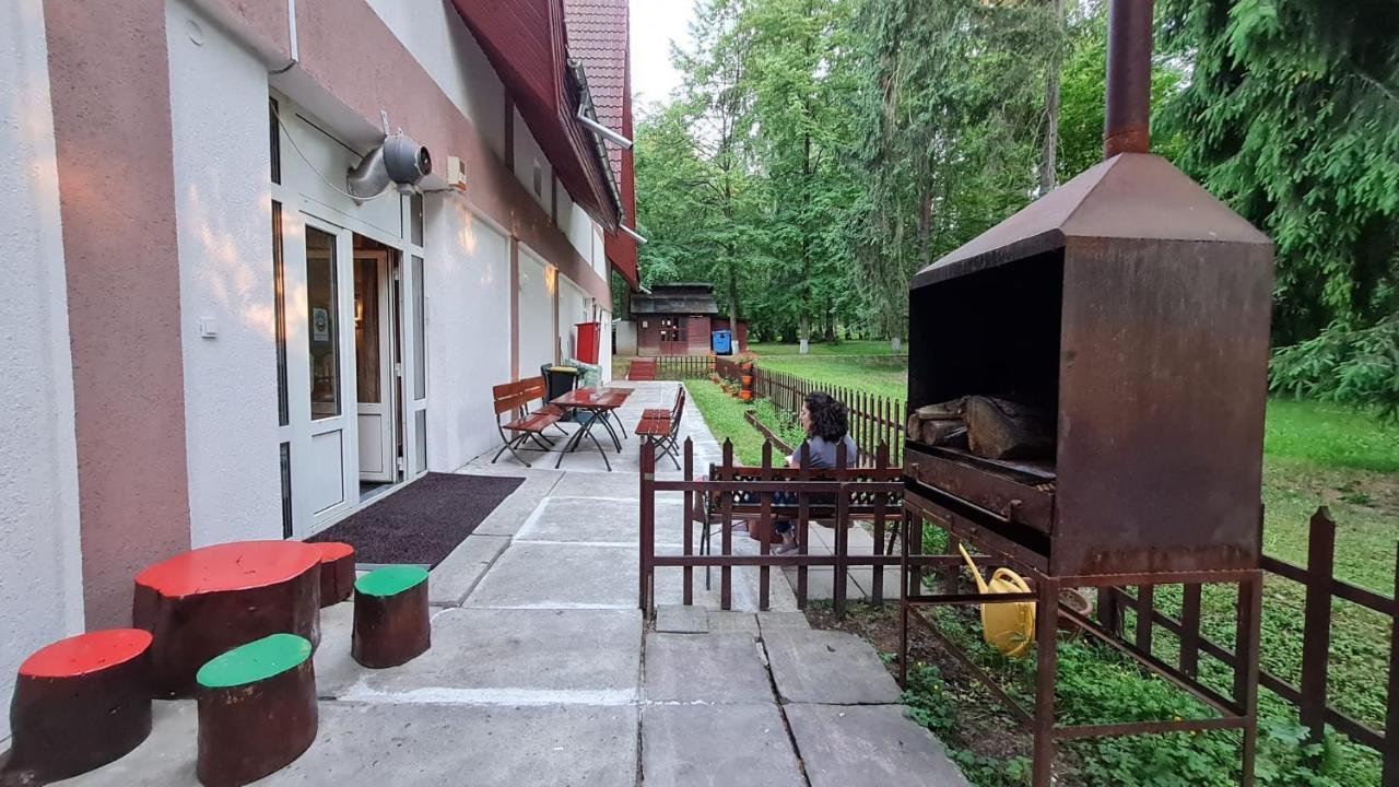Pensiunea Happy Inn Vatra Dornei Exterior foto